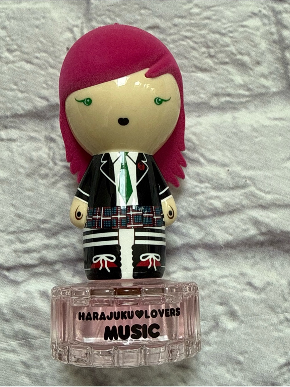 Harajuku lovers Gwen Stefani music fragrance